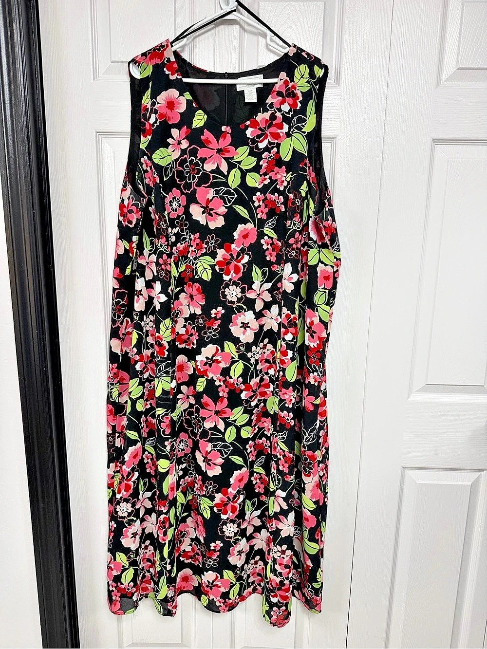 Studio C Floral Dress in Black & Pink